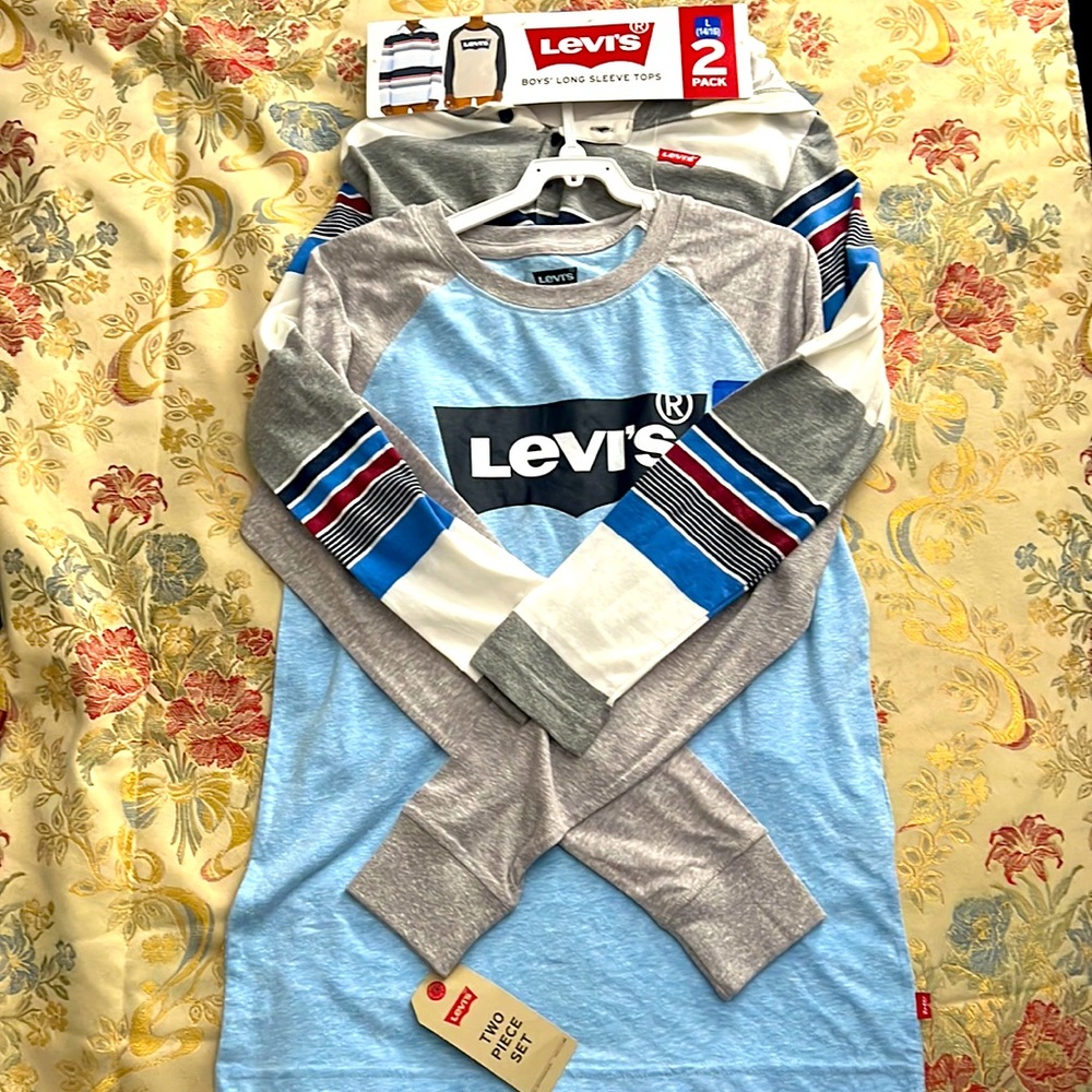 Levi’s Boys Large (14/16) Long Sleeve Tees NWT